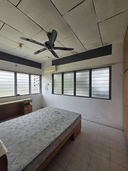 Bungalow for Sale in Klang (Selangor) - Zackinn Hoi - Bedroom - PropertyGuru.com.my