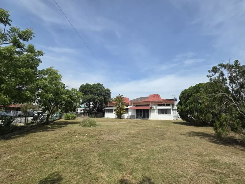 Bungalow for Sale in Klang (Selangor) - Zackinn Hoi - Exterior - PropertyGuru.com.my
