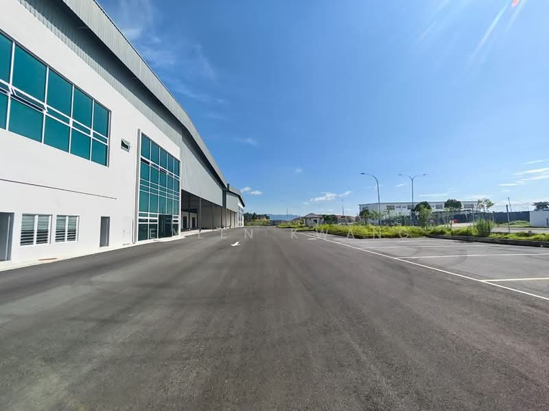 Kilang untuk Disewa di Kawasan Industri Kota Kemuning (Shah Alam) - Heylen Kwang - Exterior - PropertyGuru.com.my