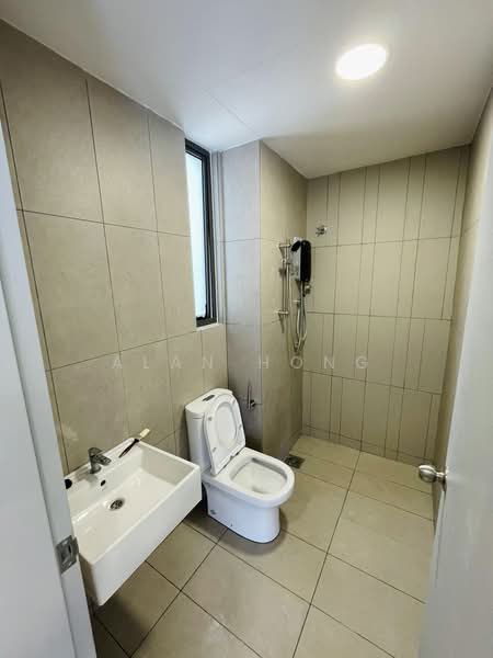 Service Residence for Rent at Kenwingston Platz - Alan Hong - Bathroom - PropertyGuru.com.my
