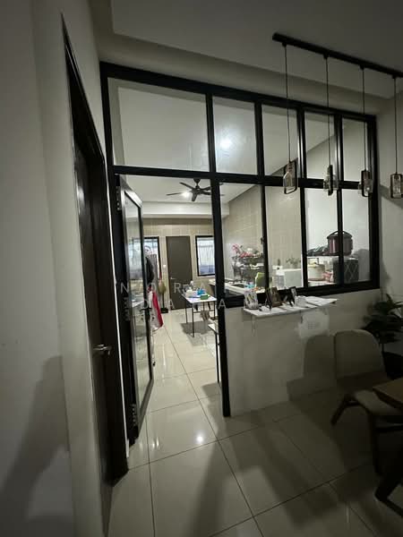 Rumah Teres 3 Tingkat untuk Dijual di Puchong (Selangor) - Noraini Dahan - Kitchen - PropertyGuru.com.my