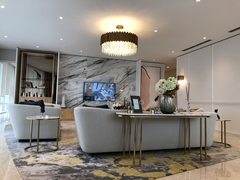 Servis Apartment untuk Dijual di The Oval - Ivan How - Living Room - PropertyGuru.com.my