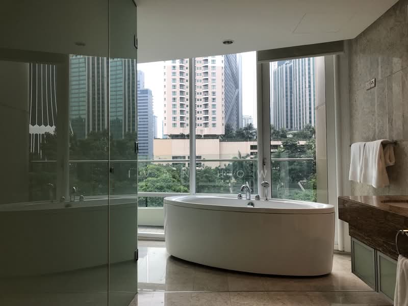 Servis Apartment untuk Dijual di The Oval - Ivan How - Bathroom - PropertyGuru.com.my