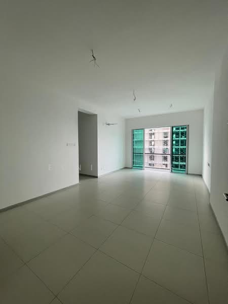 Kondominium untuk Dijual di Goodwood Residence - Eunice Loe - Living Room - PropertyGuru.com.my