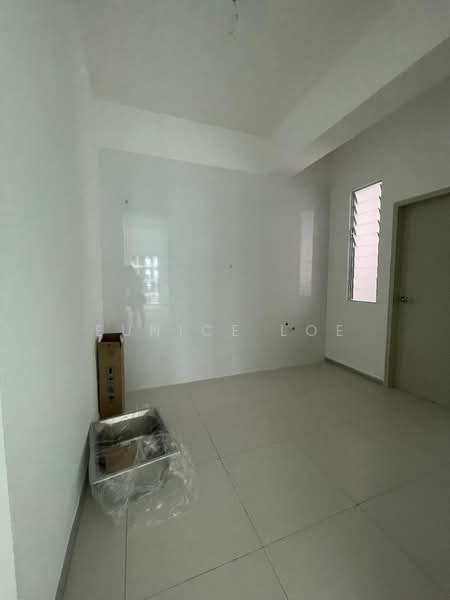 Kondominium untuk Dijual di Goodwood Residence - Eunice Loe - Interior - PropertyGuru.com.my