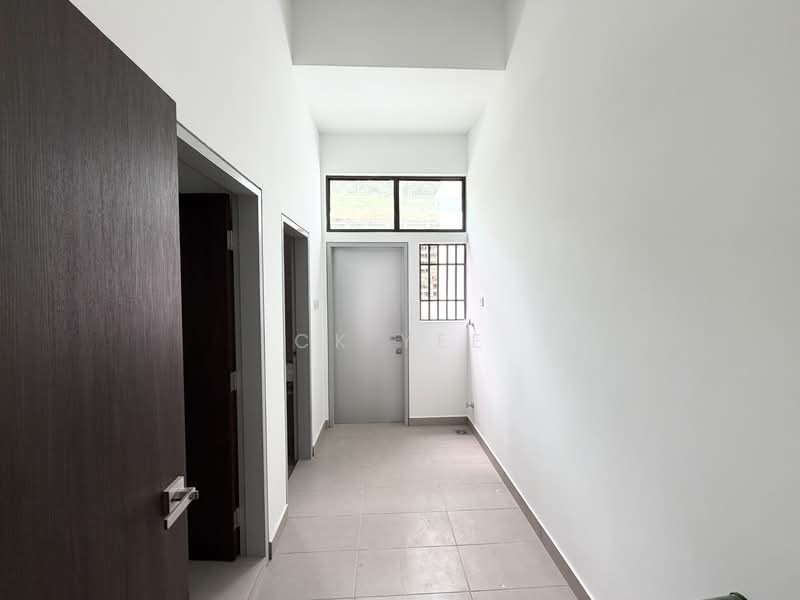 Terraced House for Sale in Legasi 4 (Puchong) - CK Yee - Corridor - PropertyGuru.com.my