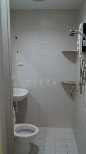Service Residence for Sale at Diamond Residences - Winne Chong - Bathroom - PropertyGuru.com.my