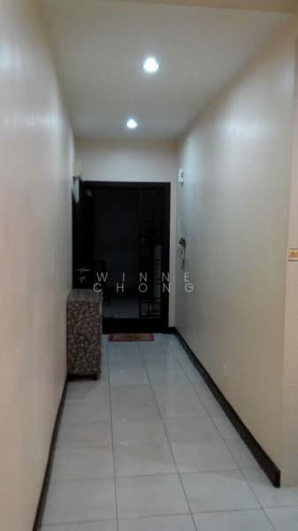 Service Residence for Sale at Diamond Residences - Winne Chong - Corridor - PropertyGuru.com.my