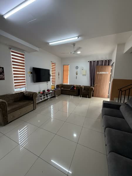 2-storey Terraced House for Sale in Johor Bahru (Johor) - Jee Hui - Living Room - PropertyGuru.com.my