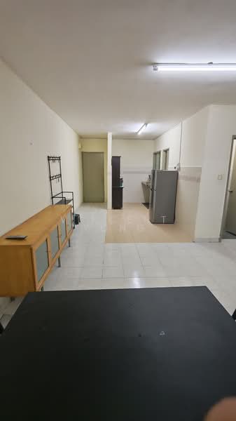 Apartment for Rent at Flora Damansara Apartment - Vincent Yong - Kitchen - PropertyGuru.com.my