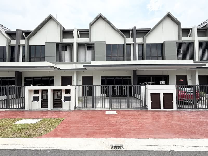 Rumah Teres 2 Tingkat untuk Dijual di Bandar Kinrara Seksyen 8 (Bandar Kinrara) - CK Yee - Exterior - PropertyGuru.com.my