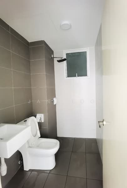 Service Residence for Rent at 3 Elements - Jane Loo - Bathroom - PropertyGuru.com.my