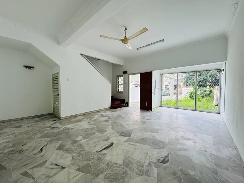 2-storey Terraced House for Sale at USJ 14 - Ajwad Azizan - PropertyGuru.com.my