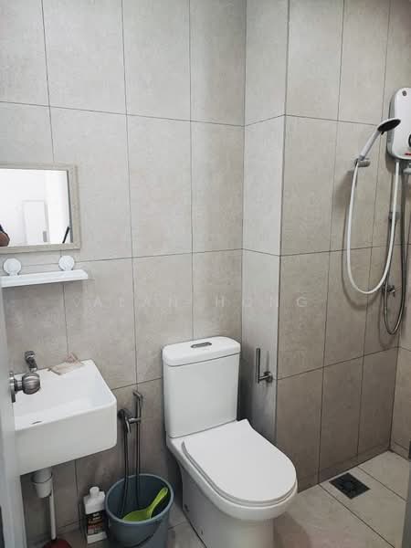 Service Residence for Rent at Kenwingston Platz - Alan Hong - Bathroom - PropertyGuru.com.my