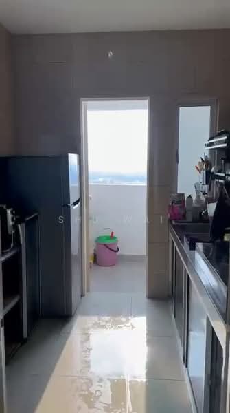 Condominium for Rent at The Wharf Residence - Shu Wai - Kitchen - PropertyGuru.com.my