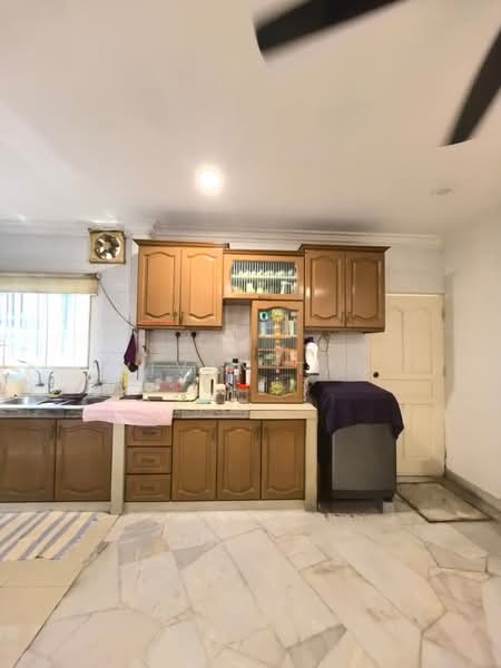 Rumah Teres 1-Tingkat untuk Dijual di Taman Meru Jaya (Kapar) - Vivan Tan - Kitchen - PropertyGuru.com.my
