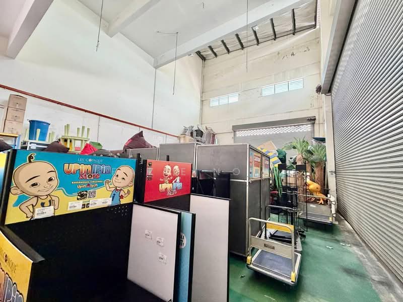 Warehouse for Sale in Seksyen U8 (Shah Alam) - Fazie Noor - Interior - PropertyGuru.com.my