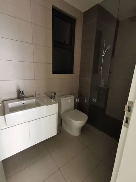 Servis Apartment untuk Disewa di Skyluxe On The Park Bukit Jalil - Hin Shen - Bathroom - PropertyGuru.com.my