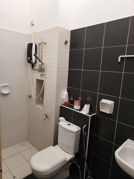 2-storey Terraced House for Rent in Bukit Indah (Iskandar Puteri (Nusajaya)) - KL Pang - Bathroom - PropertyGuru.com.my