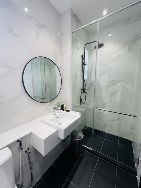 Rumah Berkembar untuk Dijual di Semenyih (Selangor) - Luqman Ramli - Bathroom - PropertyGuru.com.my