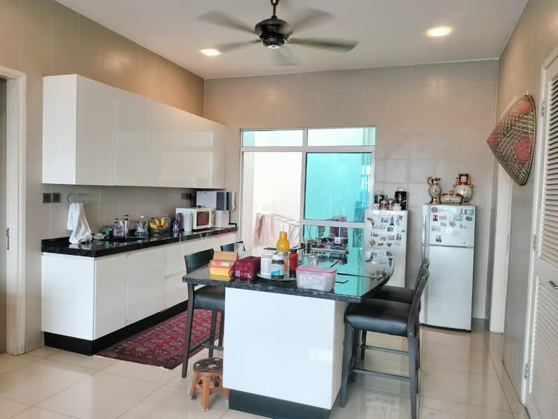 Condominium for Sale at Amaya Saujana - Ivan Kok - Kitchen - PropertyGuru.com.my
