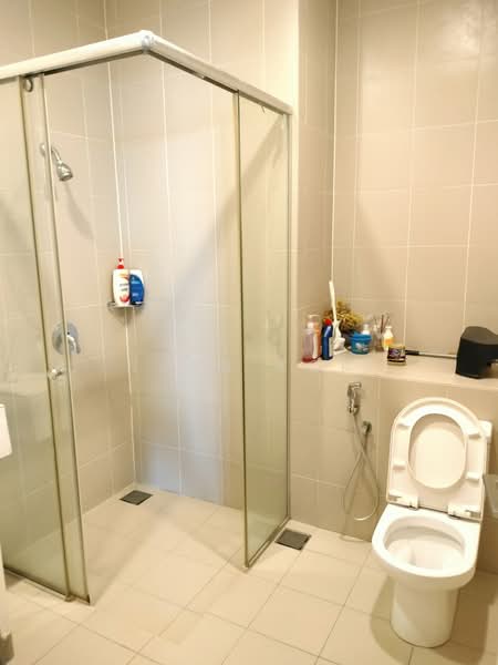 Condominium for Sale at Amaya Saujana - Ivan Kok - Bathroom - PropertyGuru.com.my