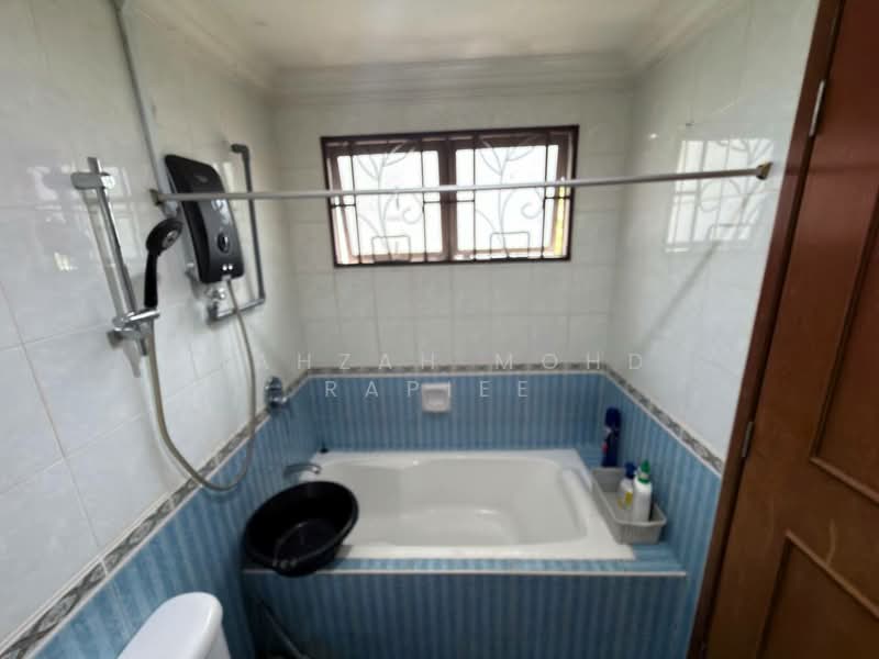 Condominium for Sale at Cyber Heights Villa - Mahzah Mohd Rapiee - Bathroom - PropertyGuru.com.my