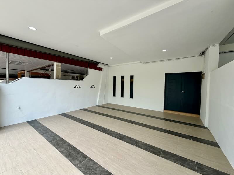 Rumah Teres 2 Tingkat untuk Dijual di Sungai Petani (Kedah) - C.H. Lee - Entrance - PropertyGuru.com.my