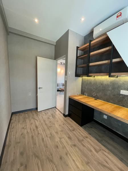 Service Residence for Rent at D'sands Residence - Ray Chong - Study - PropertyGuru.com.my