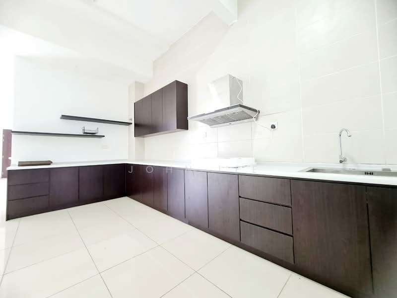 3-storey Terraced House for Sale in Kinrara Residence (Puchong) - John Lee - Kitchen - PropertyGuru.com.my