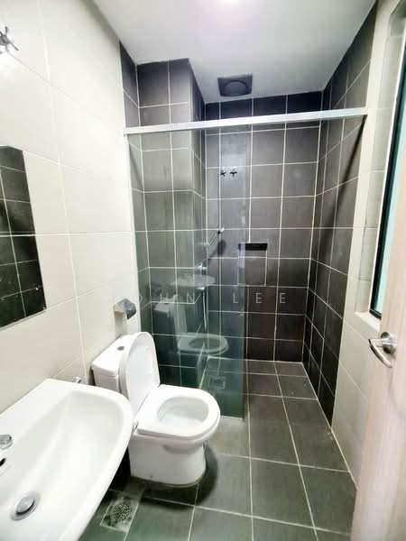 3-storey Terraced House for Sale in Kinrara Residence (Puchong) - John Lee - Bathroom - PropertyGuru.com.my