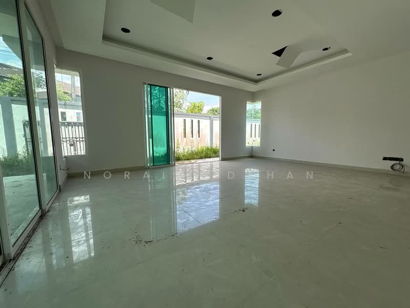 Bungalow for Sale in Kajang (Selangor) - Noraini Dahan - Living Room - PropertyGuru.com.my