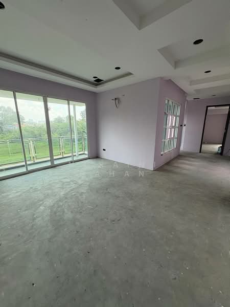 Bungalow for Sale in Kajang (Selangor) - Noraini Dahan - Living Room - PropertyGuru.com.my
