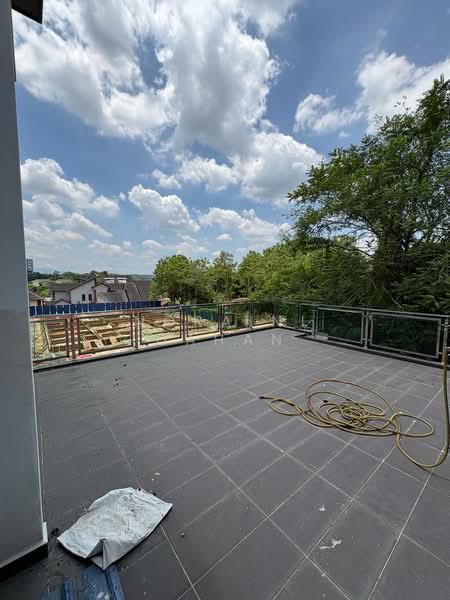 Bungalow for Sale in Kajang (Selangor) - Noraini Dahan - Balcony - PropertyGuru.com.my