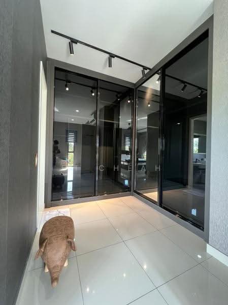 2-storey Terraced House for Sale in Kota Kemuning (Shah Alam) - ET Cheah - Wardrobe - PropertyGuru.com.my