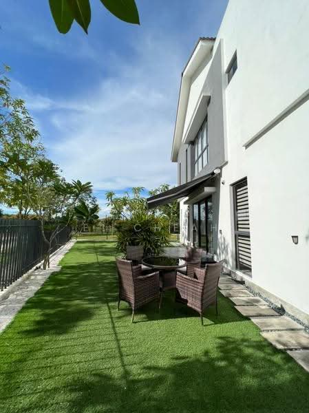 2-storey Terraced House for Sale in Kota Kemuning (Shah Alam) - ET Cheah - Side Garden - PropertyGuru.com.my