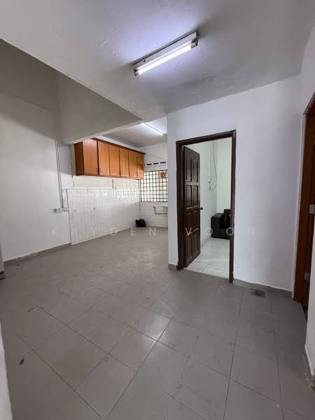 Rumah Teres 1 Tingkat untuk Dijual di Johor Bahru (Johor) - Kayden Voon - Kitchen - PropertyGuru.com.my