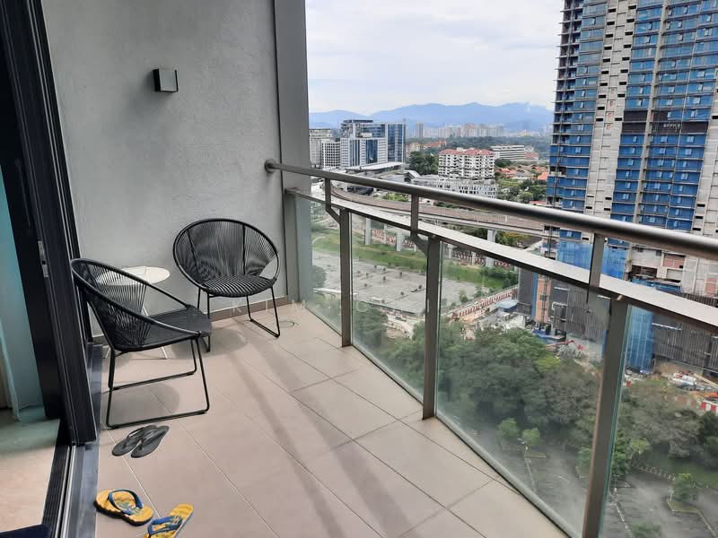 Servis Apartment untuk Disewa di Damansara City Residency (DC Residensi) - Kim Chia - Balcony - PropertyGuru.com.my