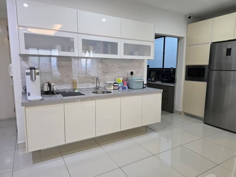 Condominium for Rent at Trinity Aquata - Hin Shen - Kitchen - PropertyGuru.com.my