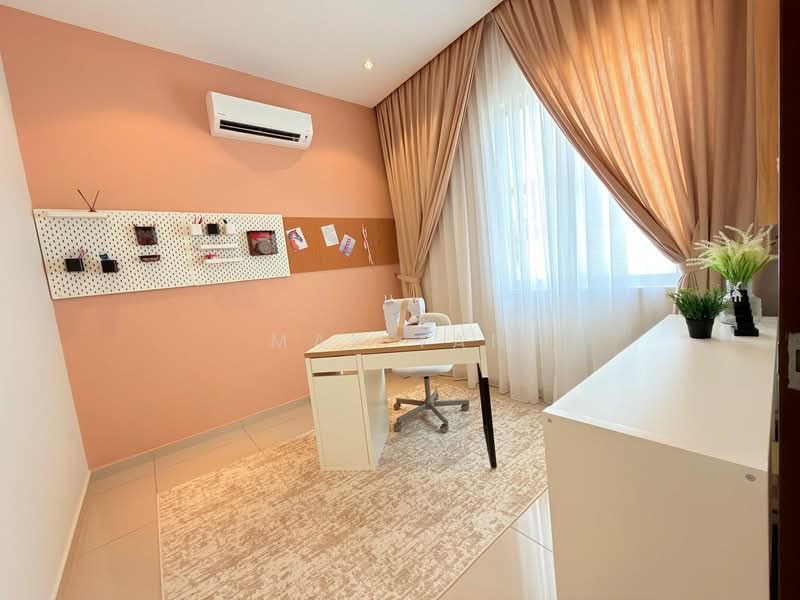 Rumah Teres 1 Tingkat untuk Dijual di Bandar Seri Impian (Kluang) - May Tan - Study - PropertyGuru.com.my
