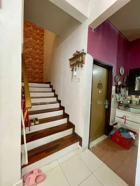 2-storey Terraced House for Sale in Bandar Tun Hussein Onn (Cheras) - Luqman Ramli - Entrance - PropertyGuru.com.my