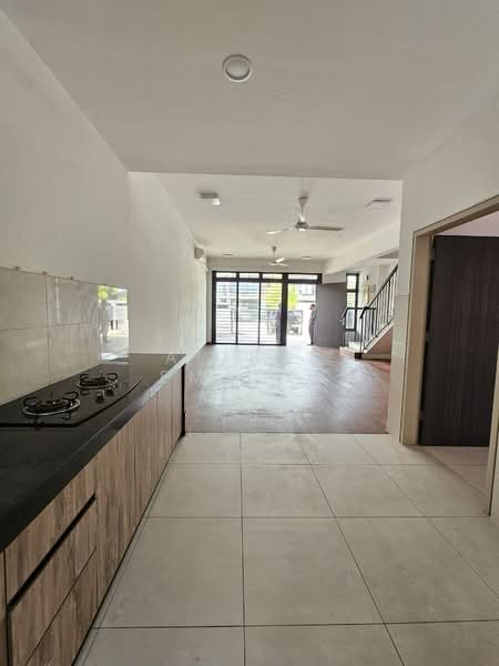 Rumah Teres 2 Tingkat untuk Dijual di Shah Alam (Selangor) - Alissa Emalyn - Kitchen - PropertyGuru.com.my