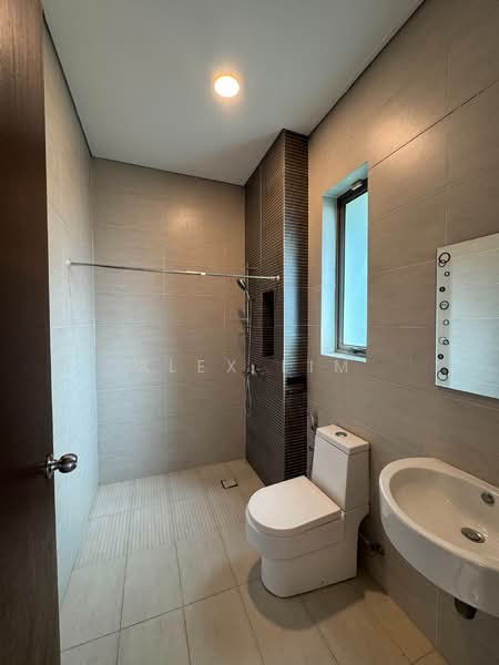 Semi-Detached House for Rent in East Ledang (Iskandar Puteri (Nusajaya)) - Alex Lim - Bathroom - PropertyGuru.com.my