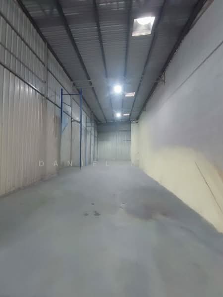 Semi-D Factory for Sale in Taman Desa Cemerlang (Ulu Tiram) - Daniel Yong - Interior - PropertyGuru.com.my