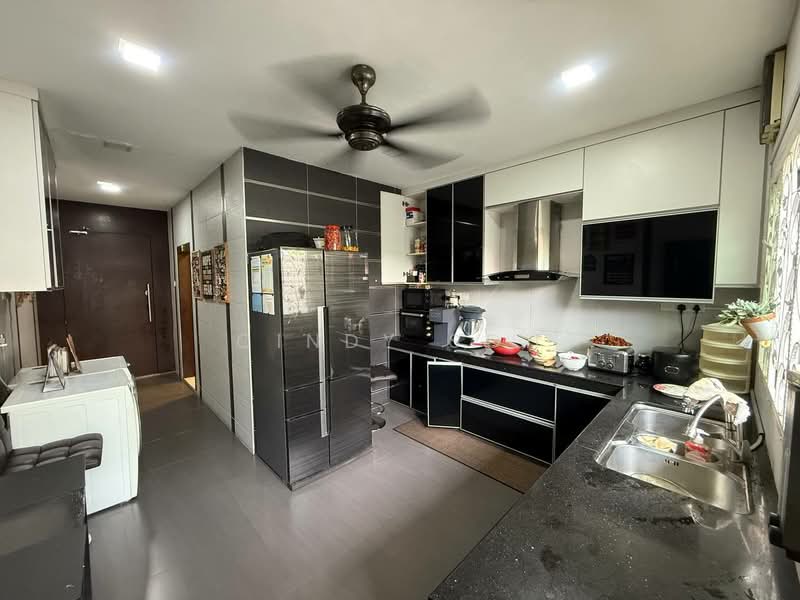 Cluster House for Sale in Johor Bahru (Johor) - Cindy Soh - Kitchen - PropertyGuru.com.my