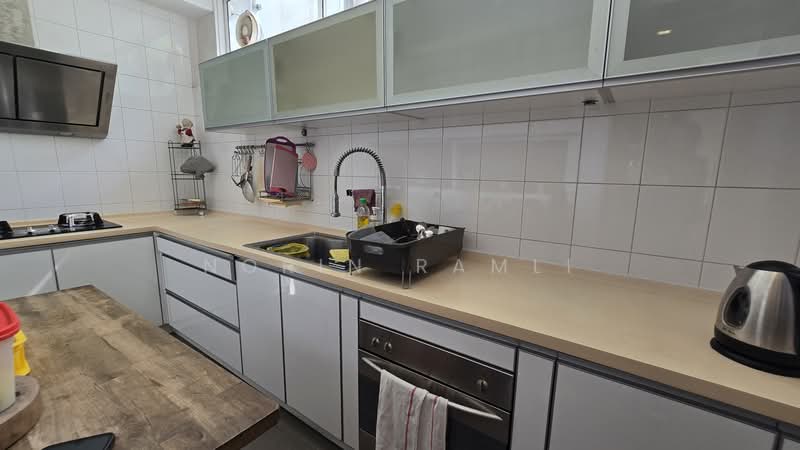 Banglo Pautan untuk Dijual di Taman U Thant (Ampang) - Norin Ramli - Kitchen - PropertyGuru.com.my