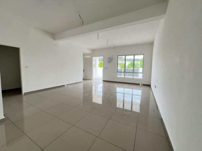 2-storey Terraced House for Sale in Bandar Seri Impian (Kluang) - May Tan - Living Room - PropertyGuru.com.my
