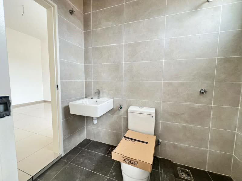 2-storey Terraced House for Sale in Bandar Seri Impian (Kluang) - May Tan - Bathroom - PropertyGuru.com.my