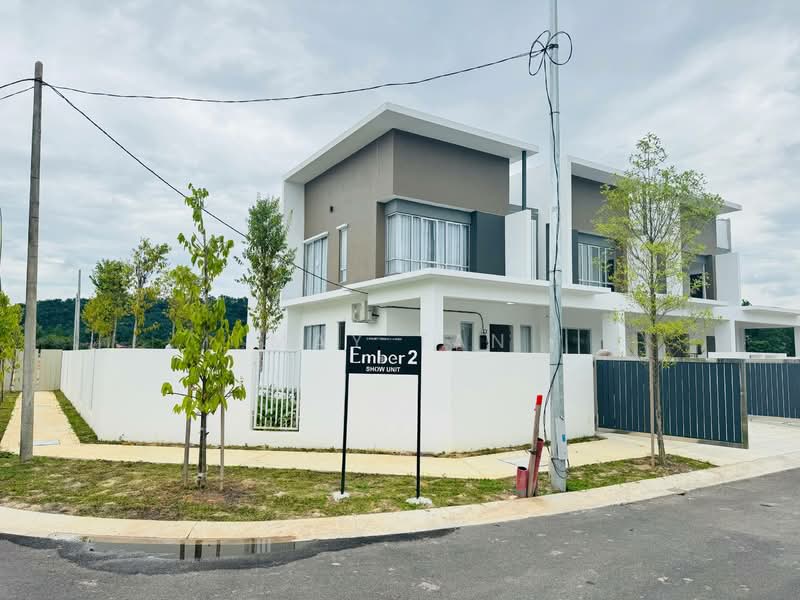 2-storey Terraced House for Sale in Bandar Seri Impian (Kluang) - May Tan - Exterior - PropertyGuru.com.my