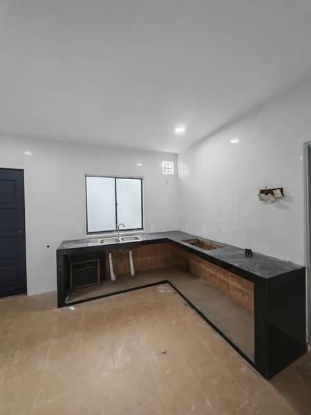 2-storey Terraced House for Sale in Kulai (Johor) - Steve Tey - Kitchen - PropertyGuru.com.my